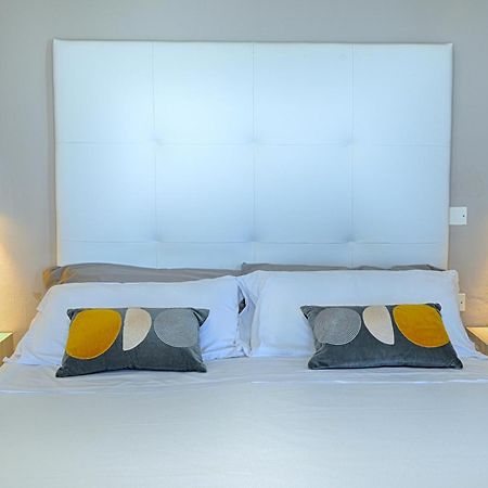 Hotel Deanna Bellaria-Igea Marina Bagian luar foto
